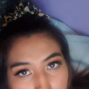 Meet your Posher, Leslie